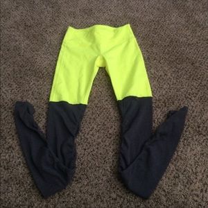 ALO Yoga Goddess Leggings SIZE SMALL